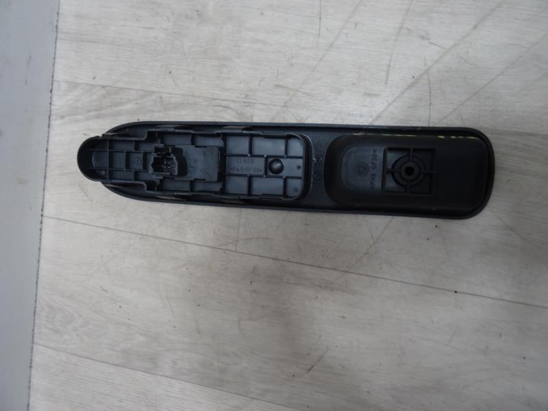 Interruttore lavacristalli anteriore destro PEUGEOT 307 PHASE 2 Diésel - 1