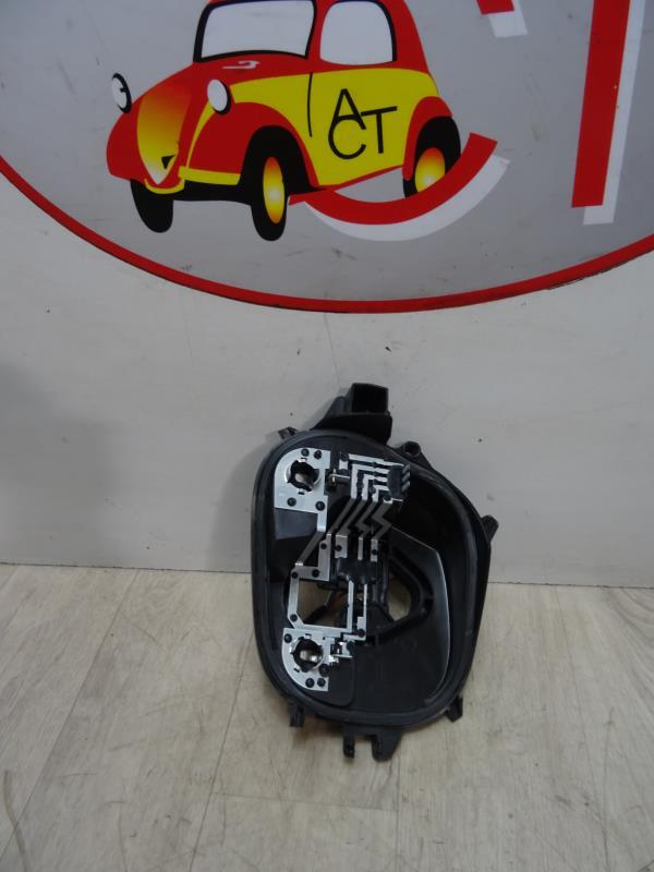 Base portalampade fanale posteriore destro PEUGEOT 208 1 PHASE 2 Gasolina - 1