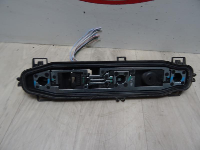 Base portalampade fanale posteriore destro RENAULT KANGOO 2 PHASE 1 Diésel - 1