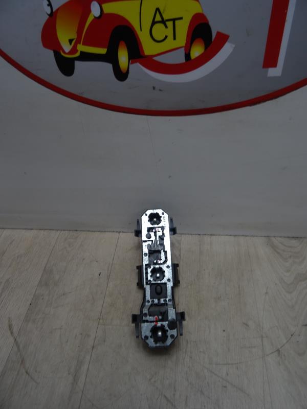 Base portalampade fanale posteriore destro SEAT ALHAMBRA 1 PHASE 2 Diésel - 1