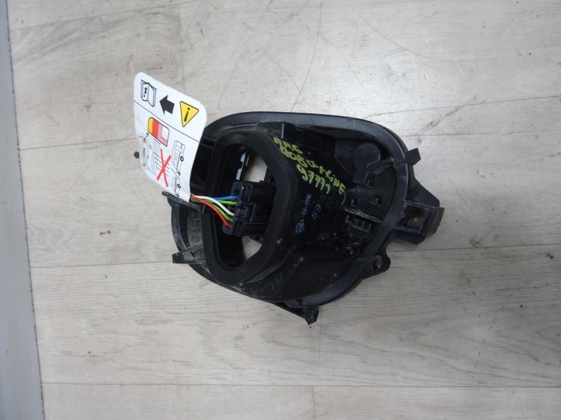 Base portalampade fanale posteriore sinistro PEUGEOT 208 1 PHASE 2 Diésel - 1