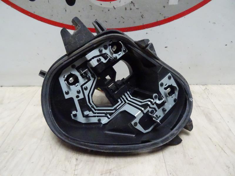 Base portalampade fanale posteriore sinistro PEUGEOT 208 1 PHASE 1 Gasolina - 1