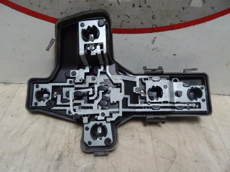 Base portalampade fanale posteriore sinistro VOLKSWAGEN TOURAN 1 PHASE 1 Diésel - 1