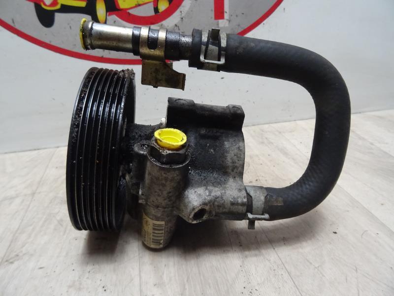 Pompe de direction NISSAN PRIMERA 4 Diesel - 1