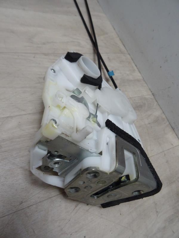 Serrure arriere droit SUZUKI SPLASH Essence - 1