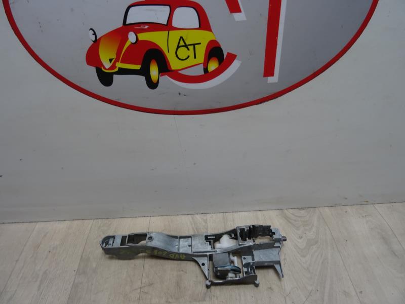 Supporto maniglia portiera anteriore destra PEUGEOT 208 1 PHASE 1 Gasolina - 1