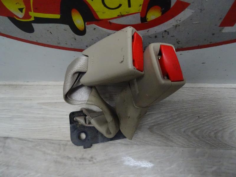 Aggancio cintura sicurezza posteriore sinistro TOYOTA AVENSIS 2 PHASE 1 BREAK Diésel - 1
