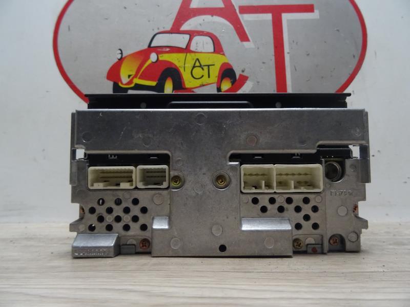 Autoradio originale TOYOTA AVENSIS 2 PHASE 1 BREAK Diésel - 1