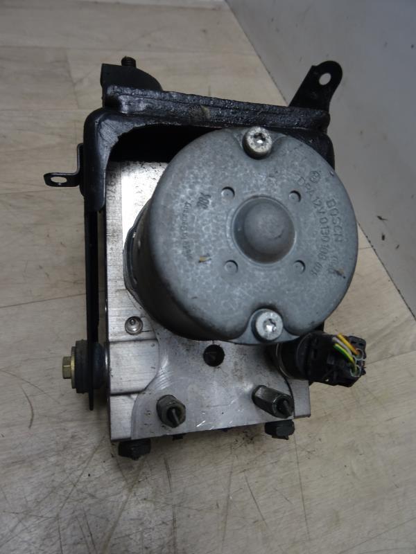 Blocco ABS (antibloccaggio freni) TOYOTA AVENSIS 2 PHASE 1 BREAK Diésel - 1