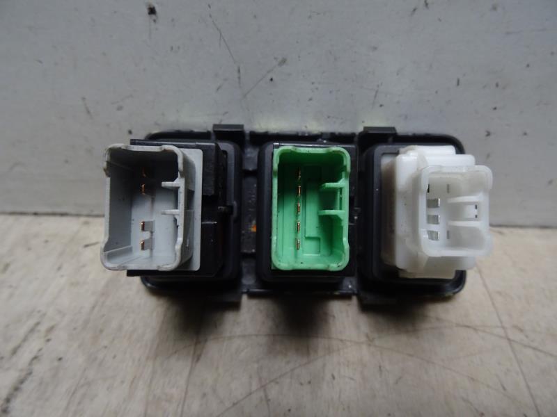 Commande de reglage hauteur de phare SUZUKI SWIFT 3 Essence - 1