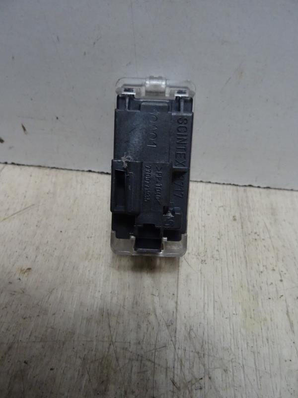 Eclairage de plafonnier RENAULT CLIO 2 CAMPUS PHASE 2 Diesel - 1
