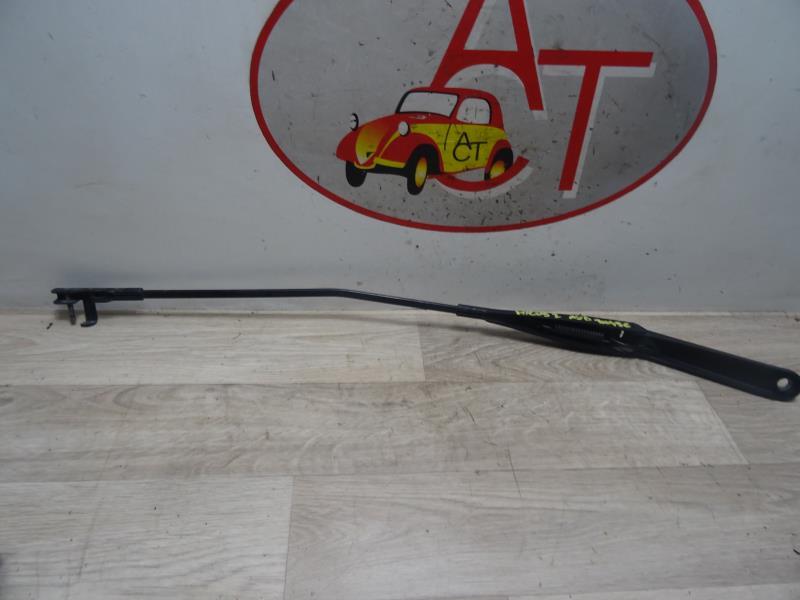 Braccio tergicristallo anteriore destro FORD FOCUS 2 PHASE 1 Diésel - 1