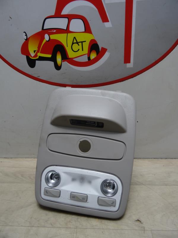 Eclairage de plafonnier RENAULT CLIO 4 PHASE 1 Diesel - 1