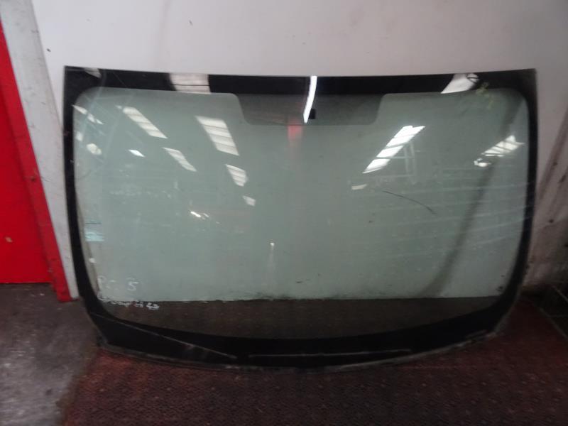 Pare brise RENAULT TRAFIC 2 PHASE 1 Diesel - 1