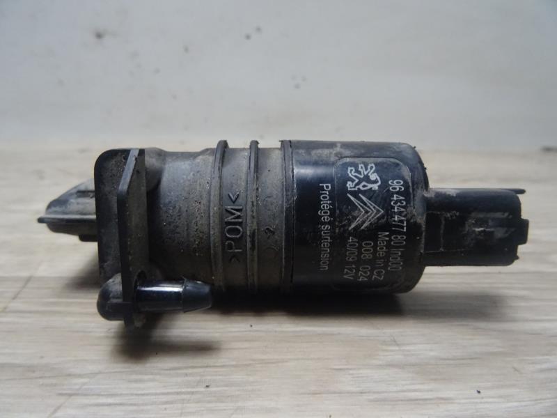 Pompe lave glace avant CITROEN C5 2 Diesel - 1