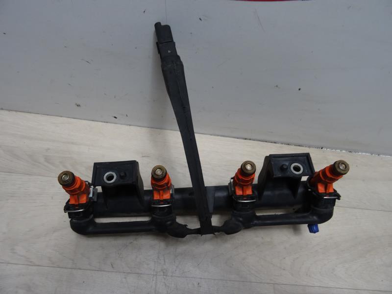 Rampe injection CITROEN C4 1 Diesel - 1