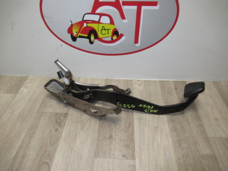 Pedale del freno TOYOTA AURIS 1 PHASE 1 Diésel - 1