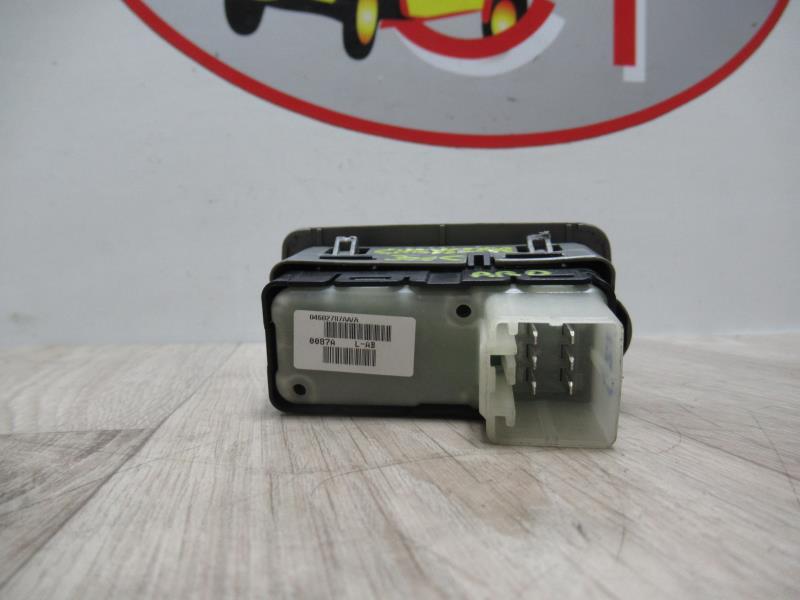 Interruttore lavacristalli posteriore destro CHRYSLER 300C PHASE 1 Diésel - 1