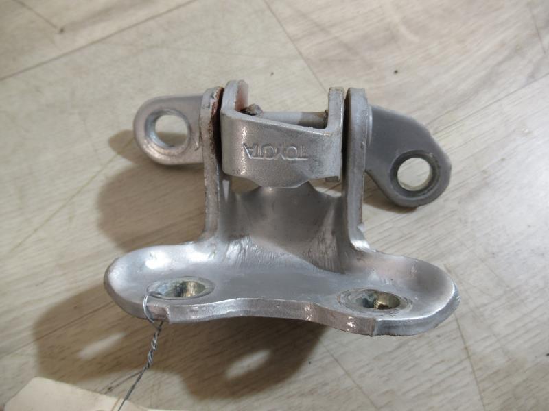 Cerniera portiera posteriore destra TOYOTA COROLLA VERSO 2 PHASE 1 Diésel - 1