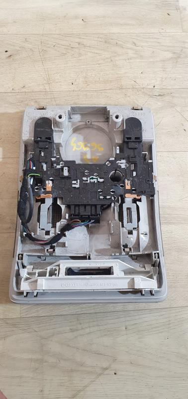 Eclairage de plafonnier AUDI A3 2 SPORTBACK PHASE 2 Diesel - 1