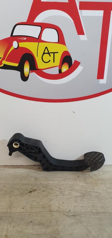 Pedale d'embrayage AUDI A3 2 SPORTBACK PHASE 2 Diesel - 1
