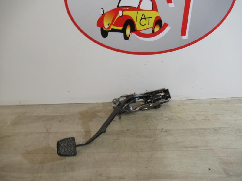 Pedale d'embrayage TOYOTA COROLLA VERSO 2 PHASE 1 Diesel - 1