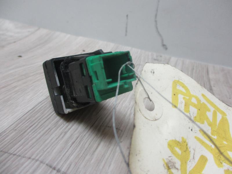 Bouton/Interrupteur PEUGEOT PARTNER 2 PHASE 2 Diesel - 1