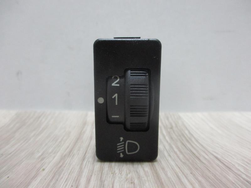 Commande de reglage hauteur de phare PEUGEOT 207 PHASE 2 Diesel - 1