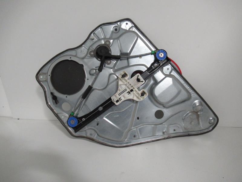 Alzacristalli manuale posteriore sinistro VOLKSWAGEN POLO 4 PHASE 2 Diésel - 1
