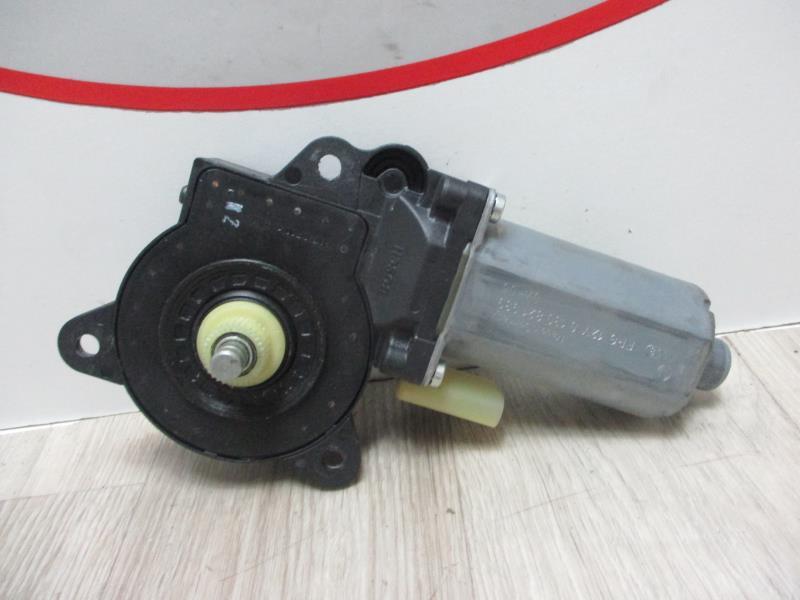 Motore alzacristalli anteriore destro FORD FIESTA 5 PHASE 2 Diésel - 1