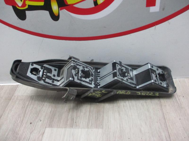 Base portalampade fanale posteriore destro RENAULT SCENIC 2 PHASE 1 Diésel - 1
