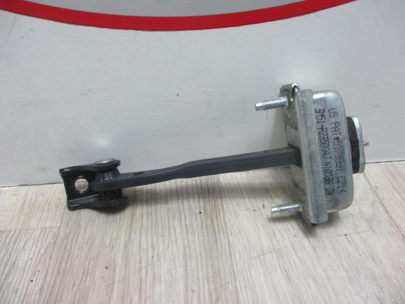Tirante portiera posteriore destro FORD KUGA 1 Diésel - 1