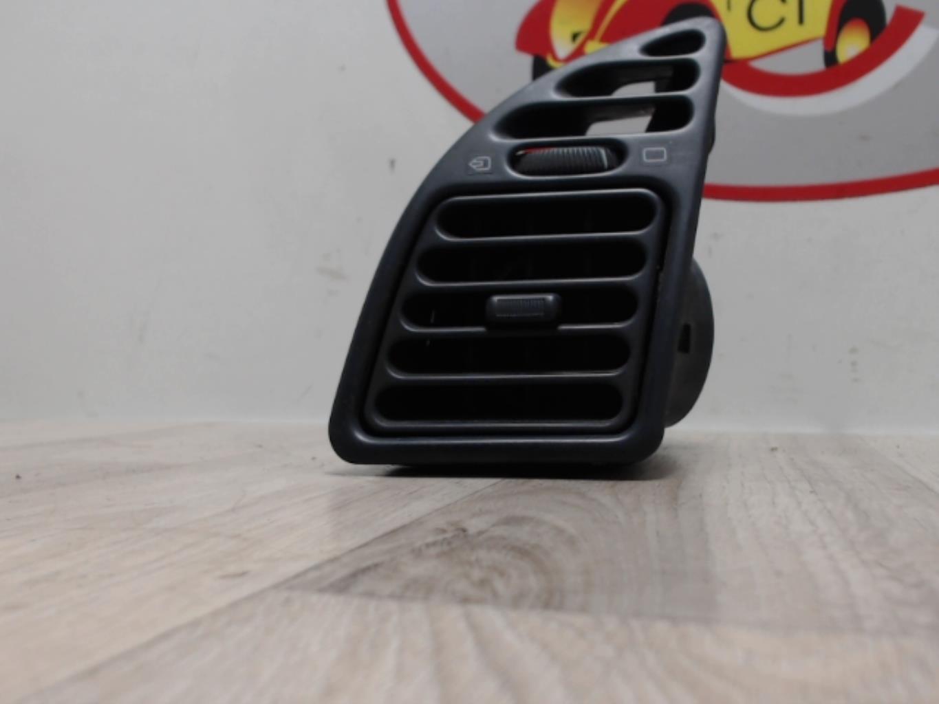 Bocchetta aerazione cruscotto anteriore sinistra PEUGEOT 306 PHASE 1 Gasolina - 1