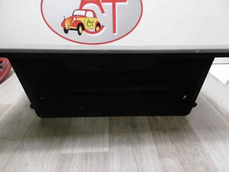 Boite a gants CHRYSLER 300C PHASE 1 Diesel - 1