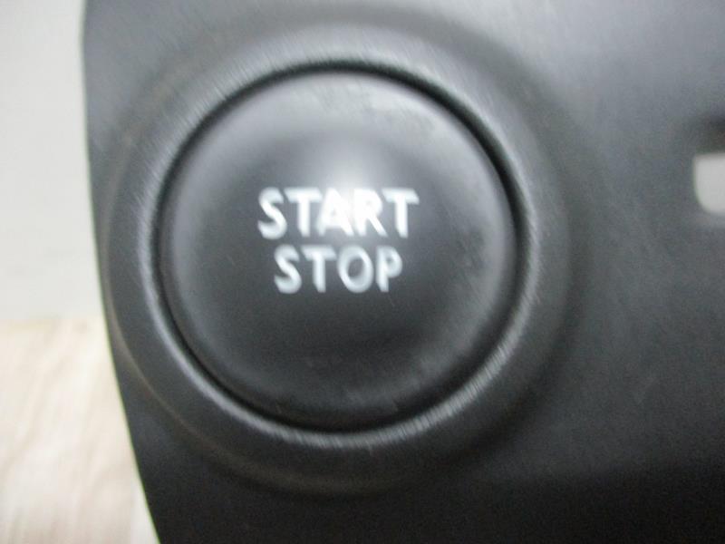 Bouton de demarrage RENAULT CLIO 4 PHASE 1 BREAK Diesel - 1