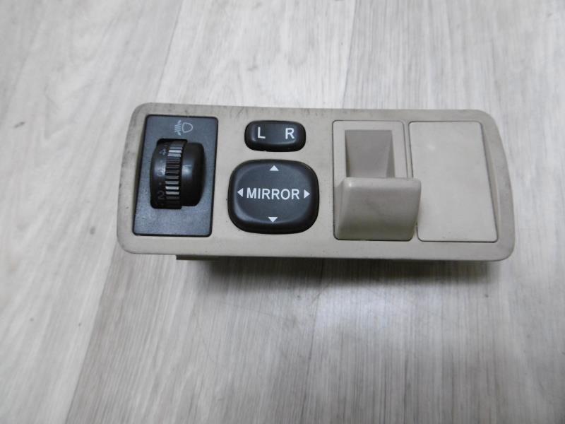 Commande de reglage hauteur de phare TOYOTA COROLLA 10 PHASE 1 Diesel - 1