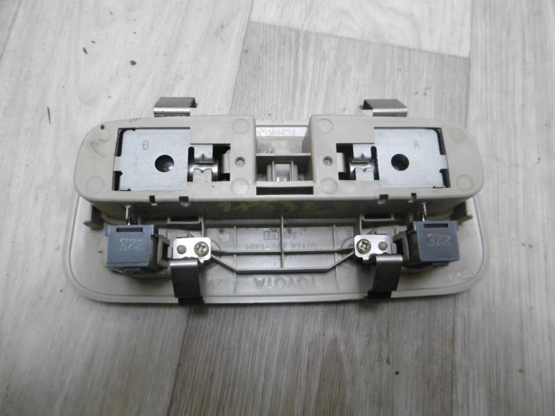 Eclairage de plafonnier TOYOTA COROLLA 10 PHASE 1 Diesel - 1