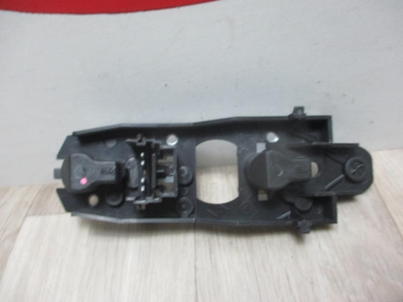 Base portalampade fanale posteriore destro RENAULT LAGUNA 2 PHASE 2 Diésel - 1