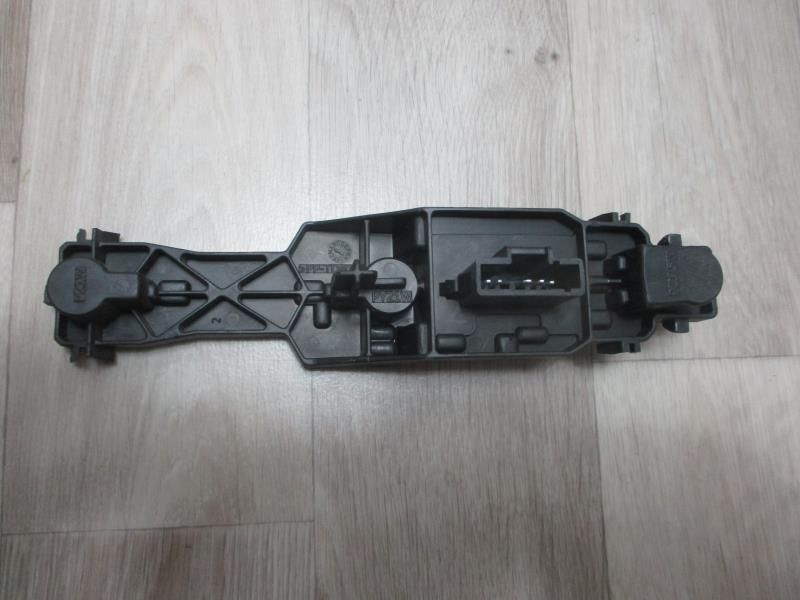 Base portalampade fanale posteriore sinistro DACIA SANDERO 1 Diésel - 1