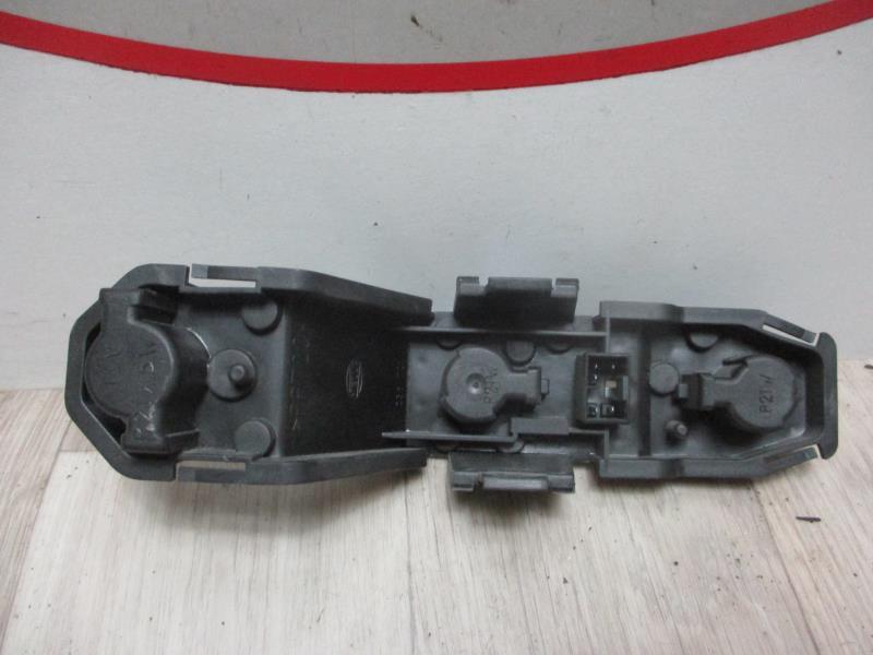 Base portalampade fanale posteriore sinistro NISSAN MICRA 2 PHASE 3 Gasolina - 1