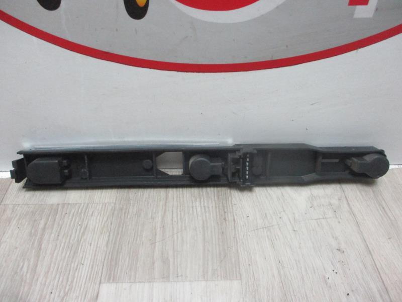 Base portalampade fanale posteriore sinistro RENAULT KANGOO 1 PHASE 1 Diésel - 1