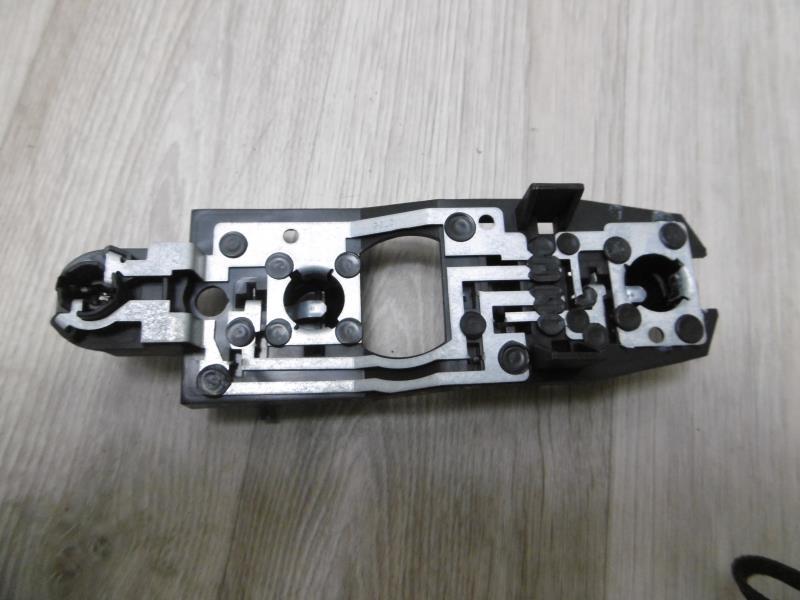 Base portalampade fanale posteriore destro RENAULT LAGUNA 2 PHASE 2 Diésel - 1