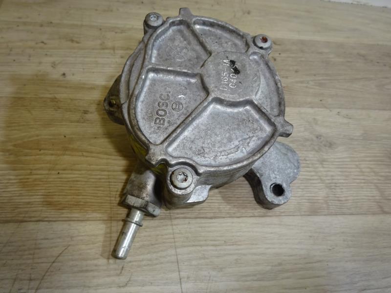 Pompe à vide PEUGEOT 407 PHASE 2 Diesel - 1