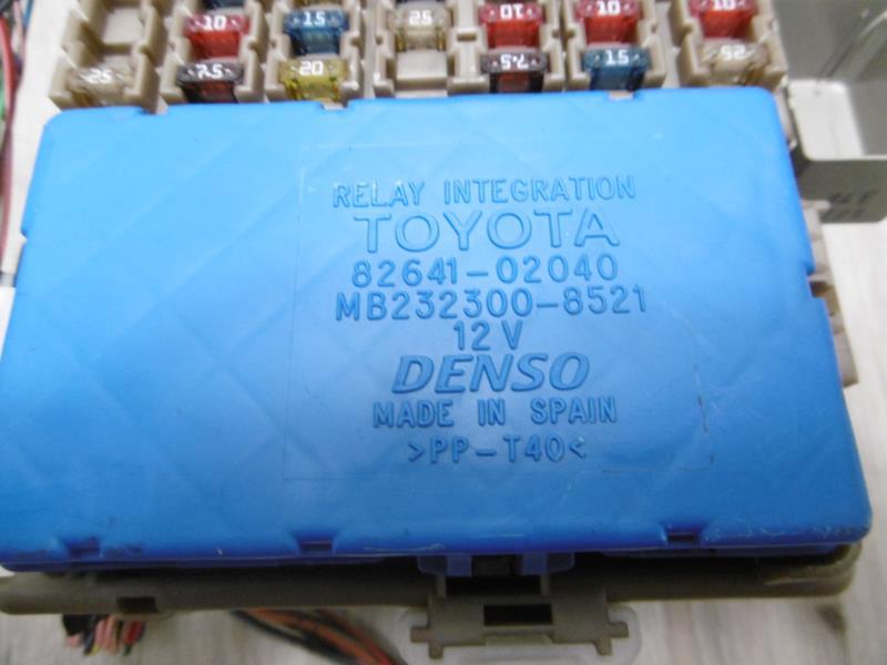 Portafusibili TOYOTA COROLLA 10 PHASE 1 Diésel - 1