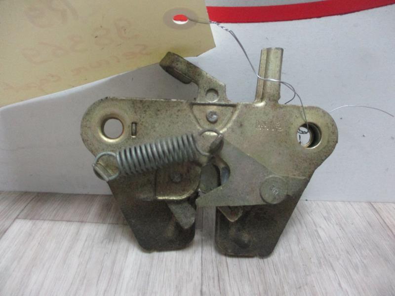 Serrure de coffre RENAULT R9 Essence - 1