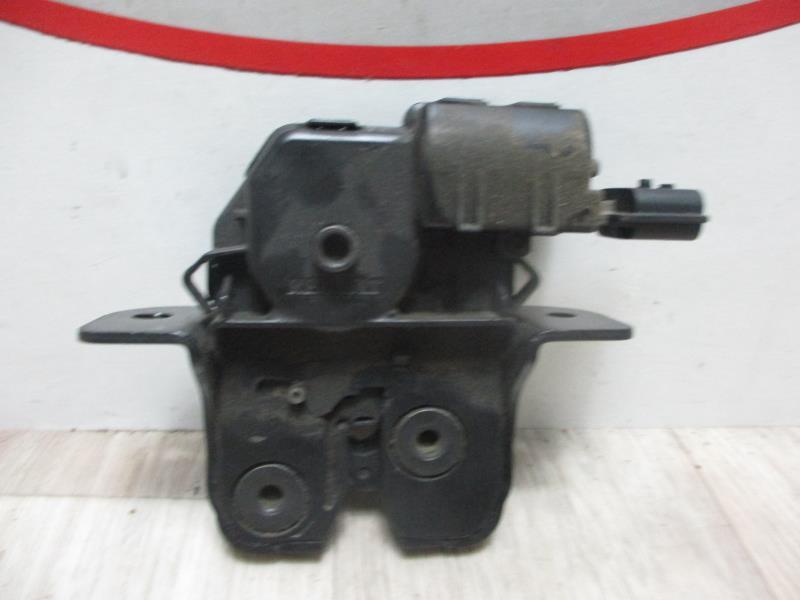 Serrure de hayon RENAULT SCENIC 3 PHASE 1 Diesel - 1