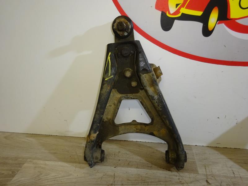 Triangle avant droit RENAULT R9 Essence - 1