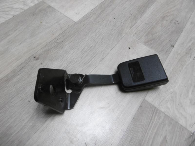 Aggancio cintura sicurezza posteriore sinistro PEUGEOT 307 PHASE 1 BREAK Diésel - 1
