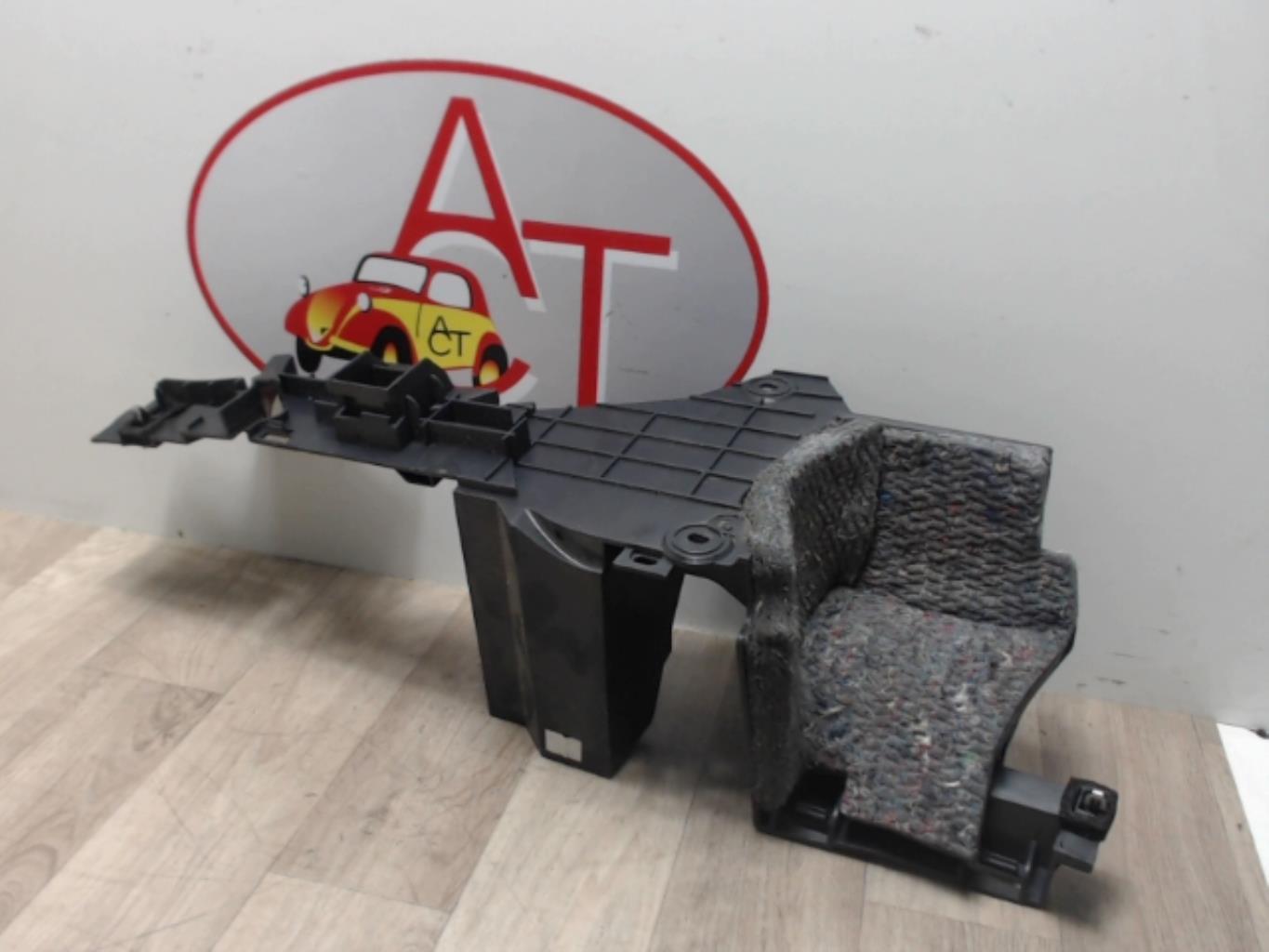 Garniture hayon CITROEN C3 PICASSO PHASE 1 Diesel - 1