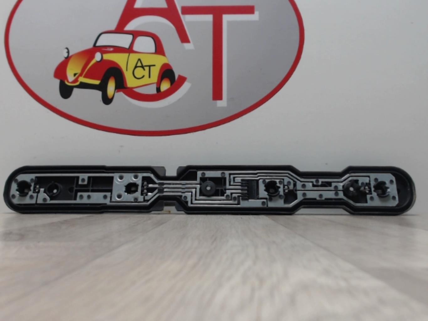 Base portalampade fanale posteriore sinistro RENAULT MASTER 3 PHASE 1 Diésel - 1
